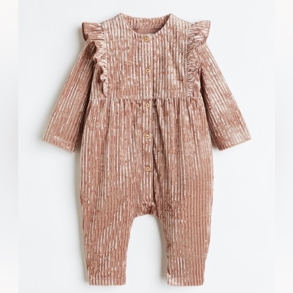 H&M baby girl ruffled jumpsuit